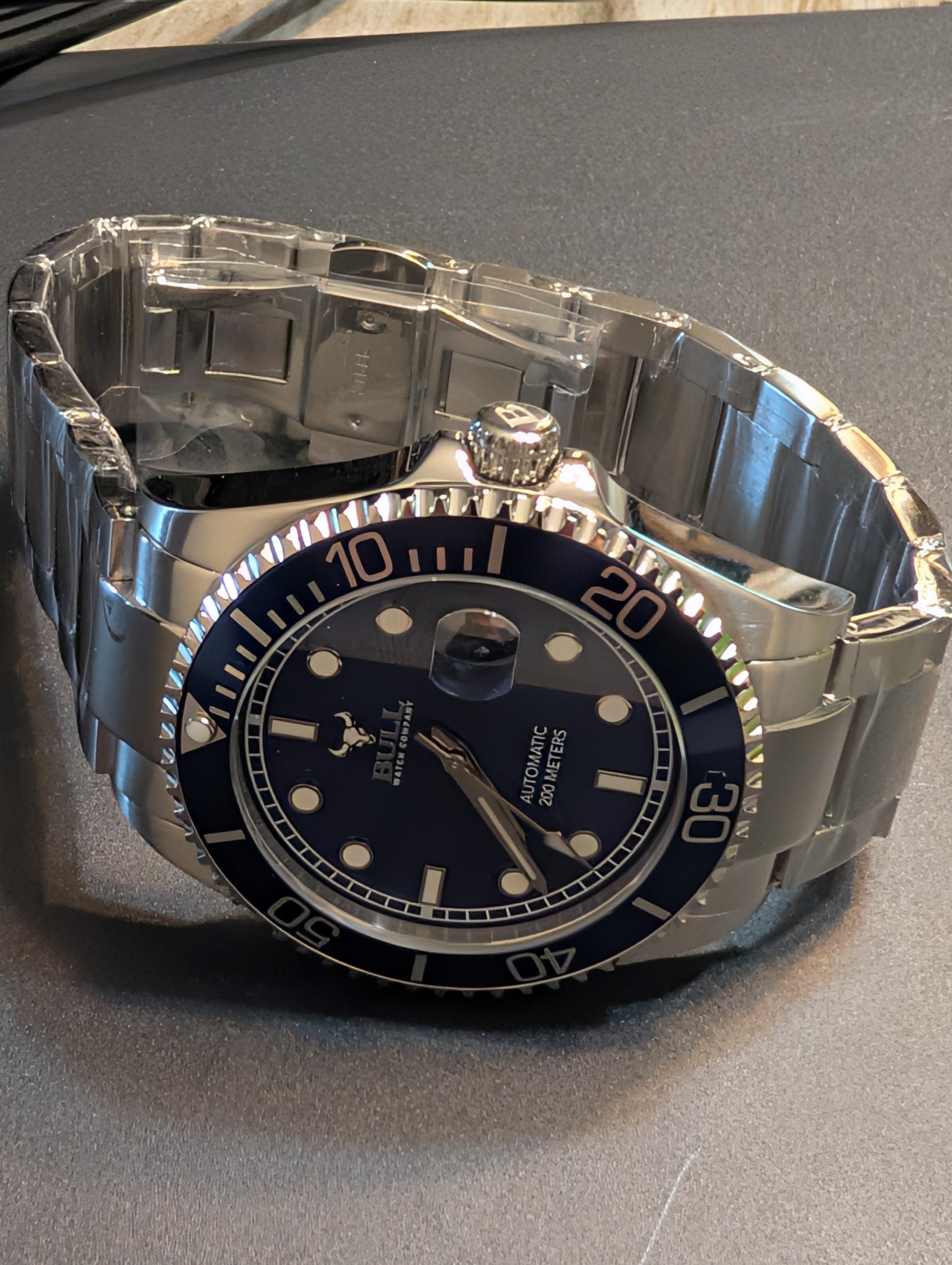 Belgian Blue Mechanical Diver